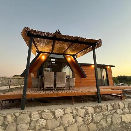 Nefes 2 Case de vacanță Urla